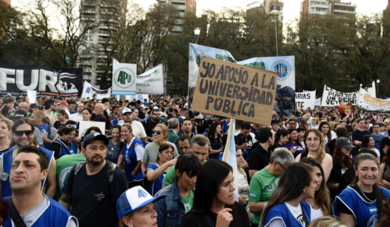 Docentes universitarios el miércoles paran por 72 horas